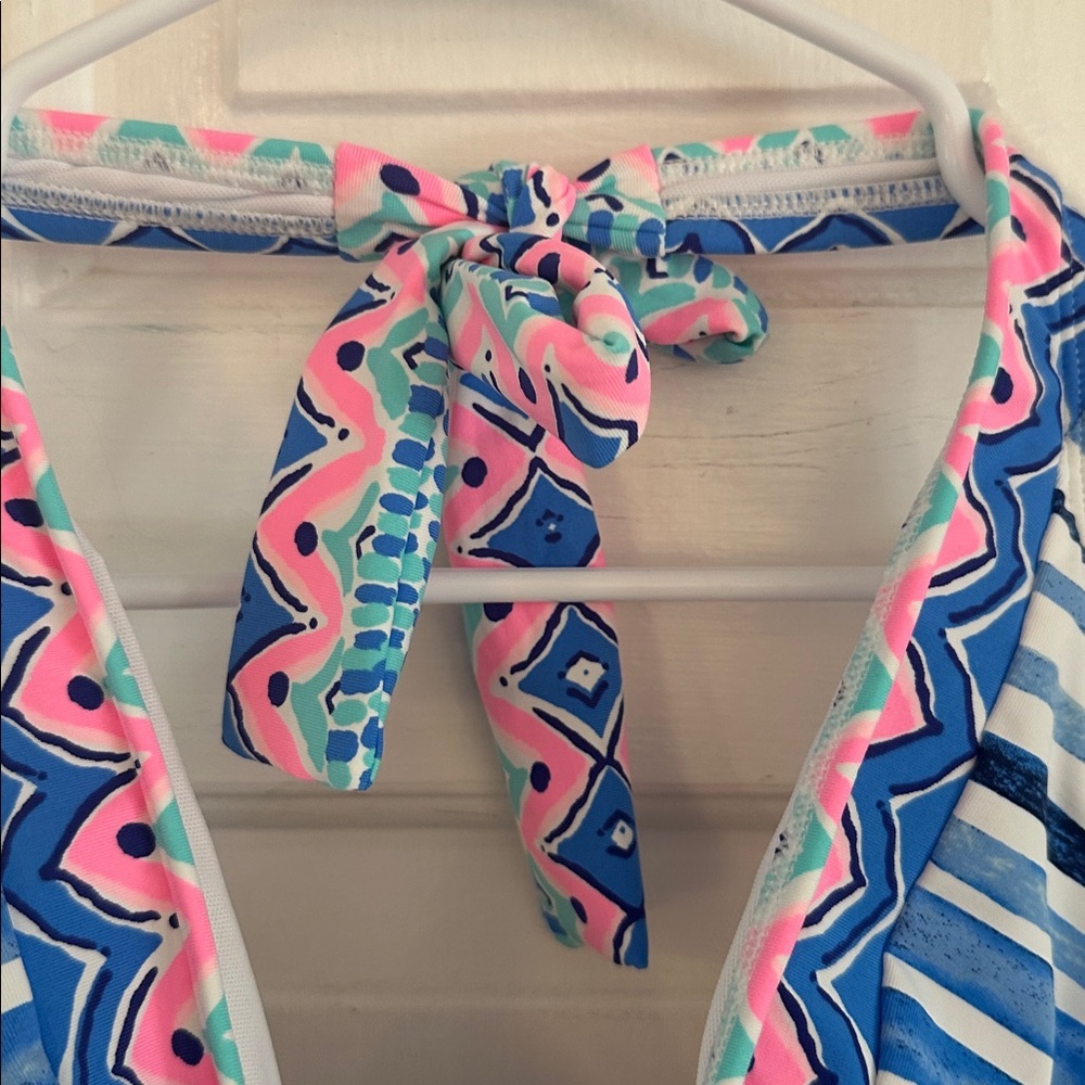 Lilly Pulitzer Loraline One-Piece Swimsuit in the Resort White Seaside Vibes 12 - Picture 6 of 10